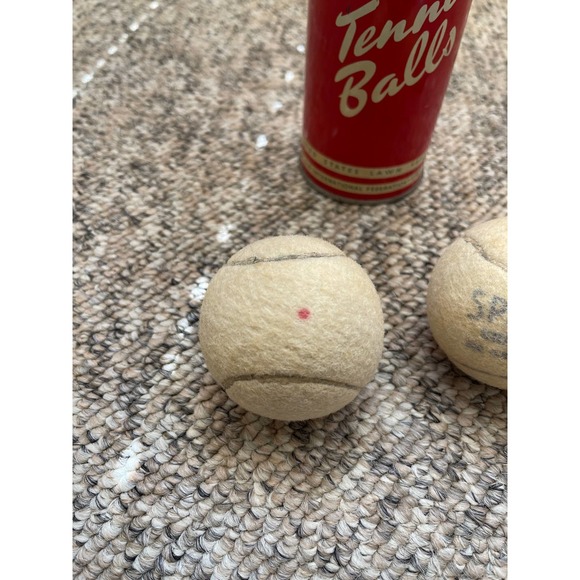 Vintage 1950s Spalding Championship Tennis Ball Tin with Two (2) Tennis Balls - Picture 12 of 16